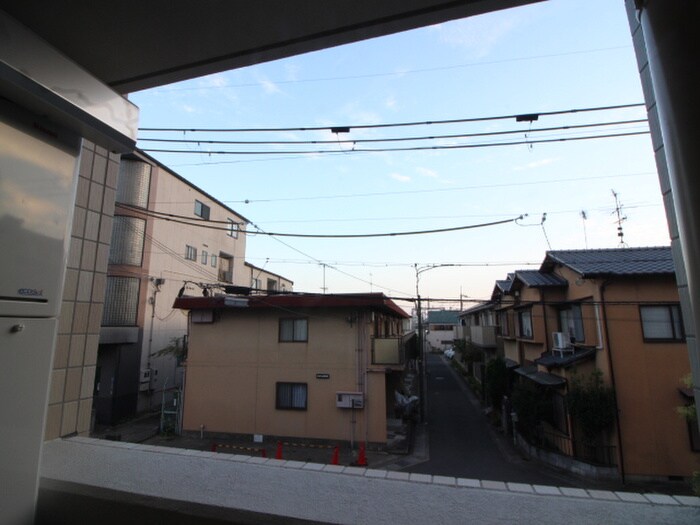 物件内観写真18　(室内からの展望)