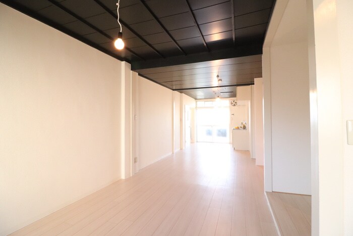 物件内観写真5　(居室)