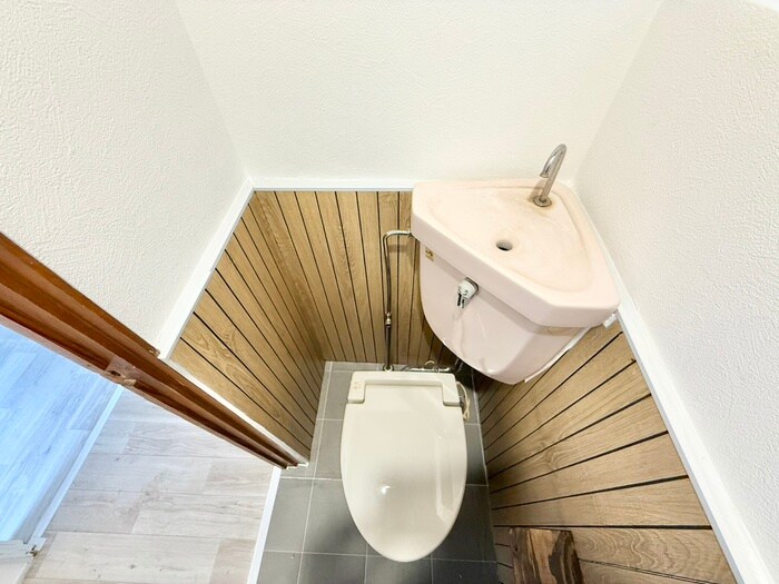 物件内観写真13　(トイレ)