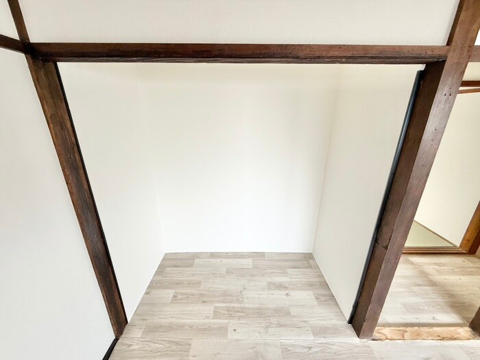 物件内観写真16　(収納)