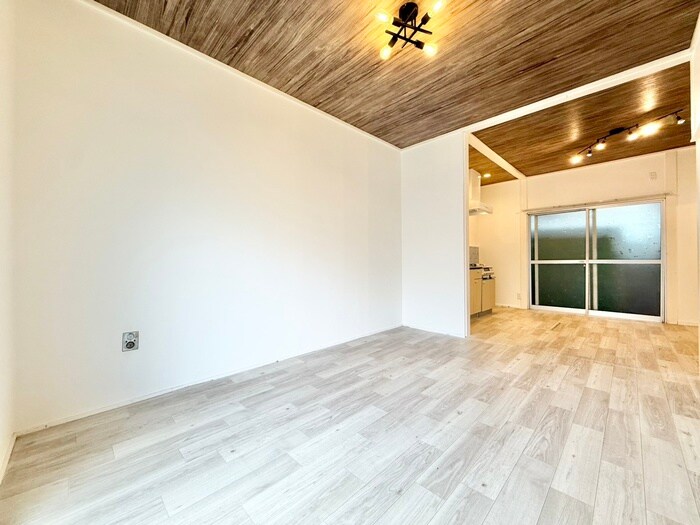 物件内観写真19　(居室)