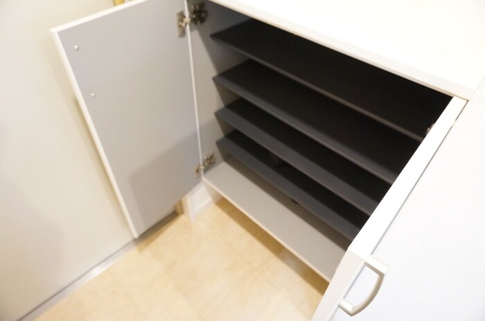 物件内観写真18　(靴箱)