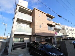 ｼｬｰﾒｿﾞﾝﾀｳﾝｺｰﾄ新大阪外観写真