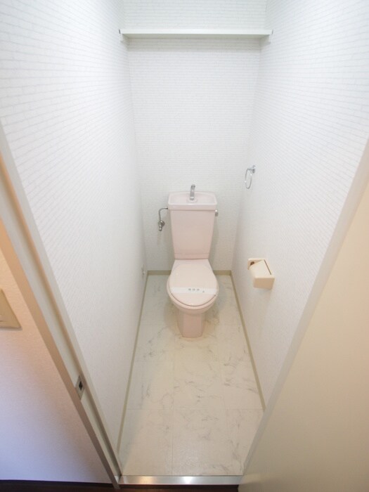 物件内観写真14　(トイレ)