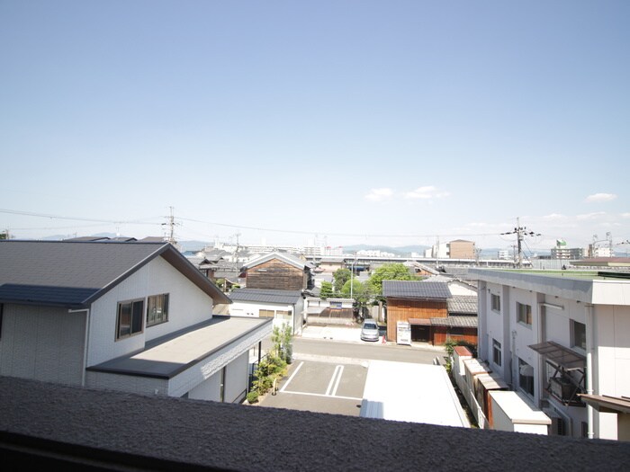 物件内観写真19　(室内からの展望)