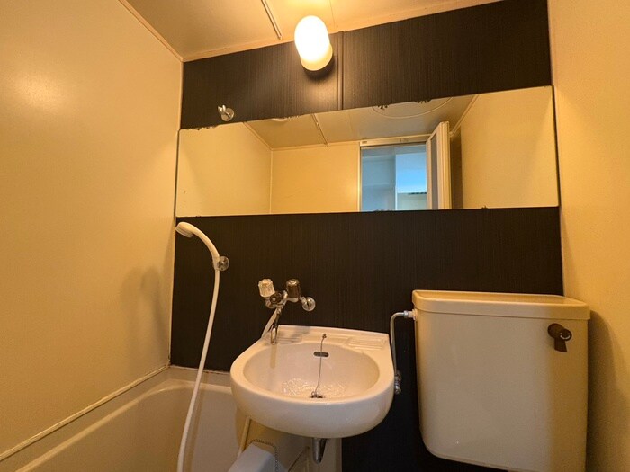物件内観写真13　(洗面)