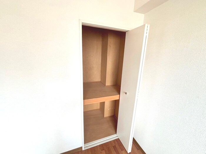 物件内観写真15　(収納)