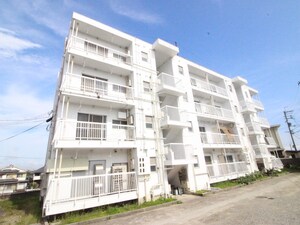 大久保マンション外観写真
