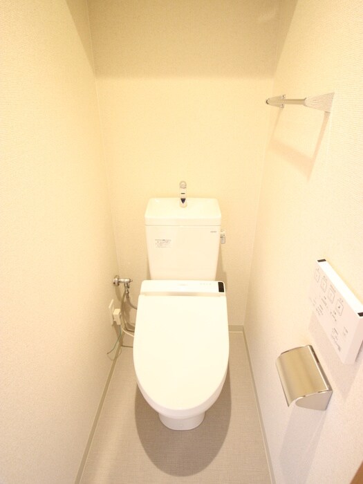 物件内観写真17　(トイレ)