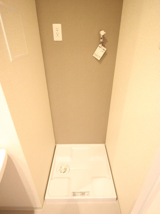 物件内観写真21　(洗濯機置場)