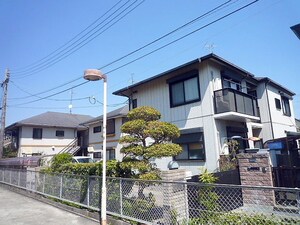 ヴィラ・アガパンサスＡ．Ｂ．Ｃ外観写真
