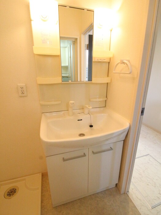 物件内観写真10　(洗面)