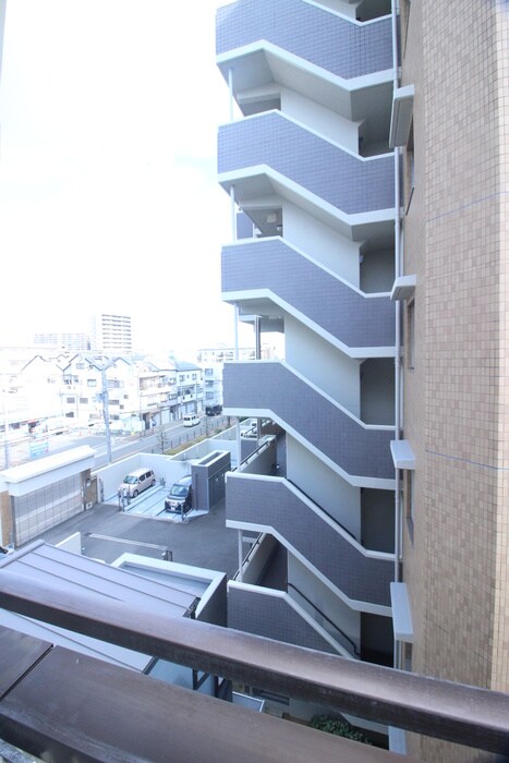 物件内観写真14　(室内からの展望)