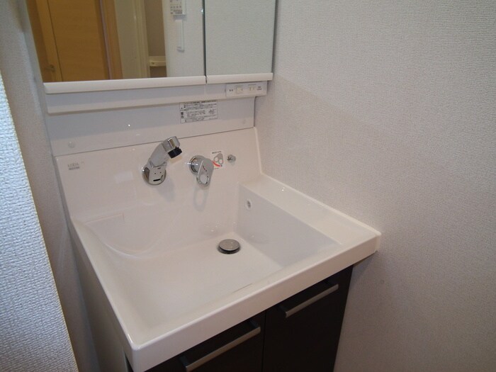 物件内観写真13　(洗面)