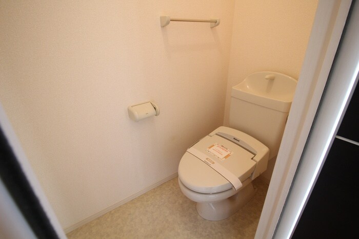 物件内観写真13　(トイレ)