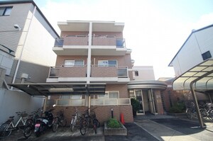 ファイン二条城外観写真