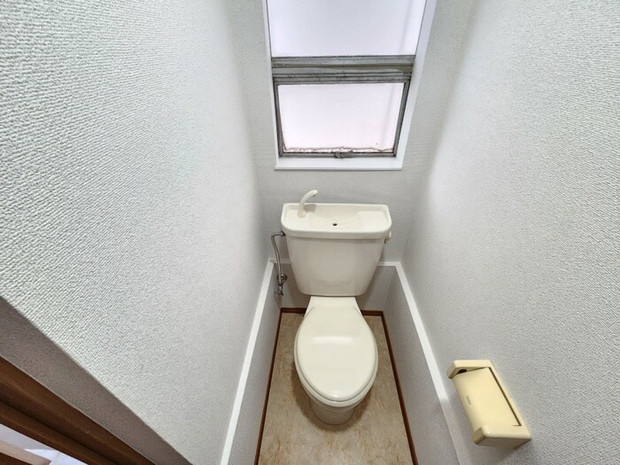 物件内観写真7　(トイレ)