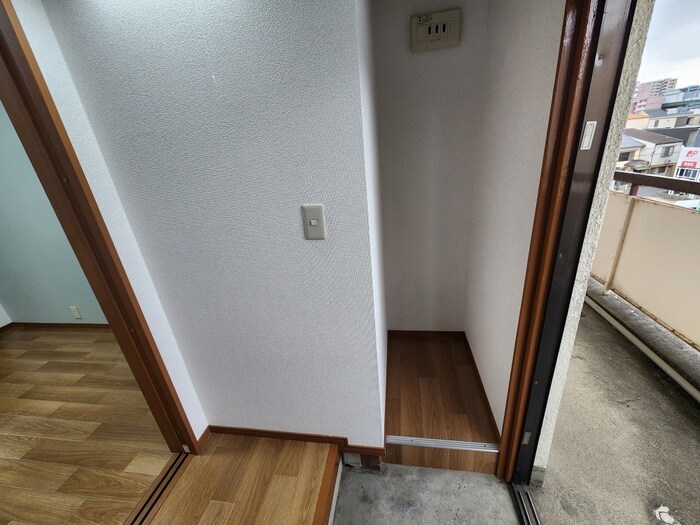 物件内観写真18　(靴箱)