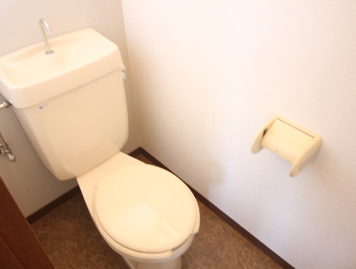 物件内観写真16　(トイレ)