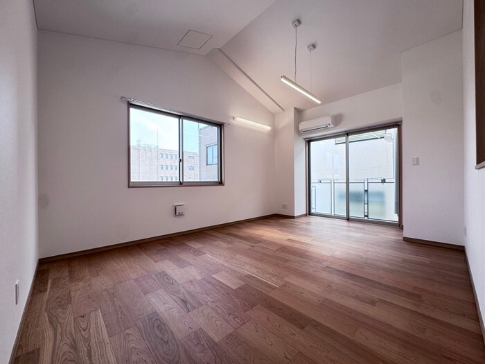 物件内観写真6　(居室)