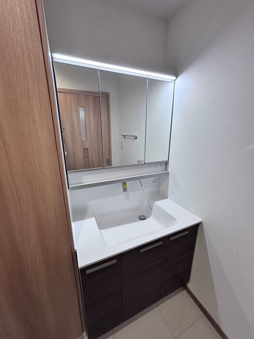 物件内観写真10　(洗面)