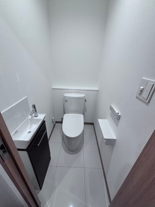 物件内観写真11　(トイレ)