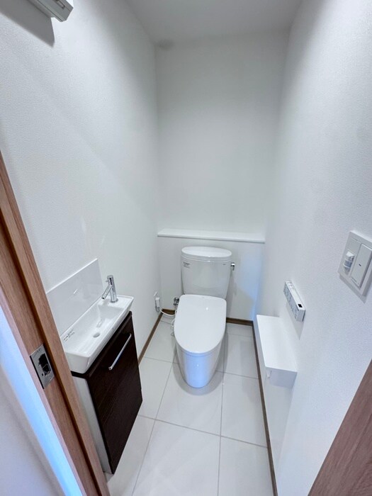 物件内観写真11　(トイレ)