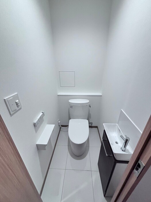 物件内観写真11　(トイレ)