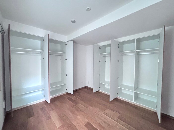 物件内観写真12　(収納)