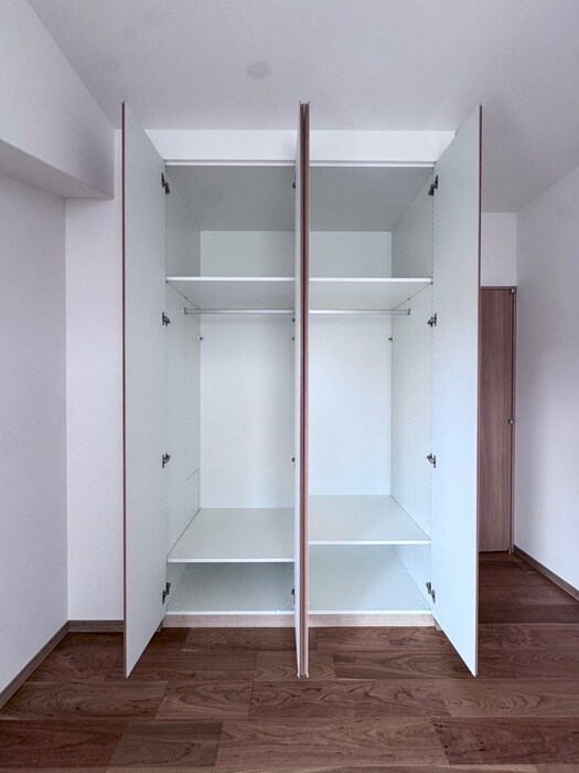 物件内観写真18　(収納)