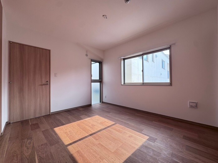 物件内観写真21　(居室)