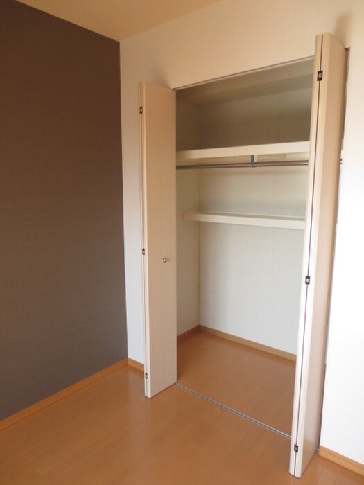 物件内観写真15　(収納)