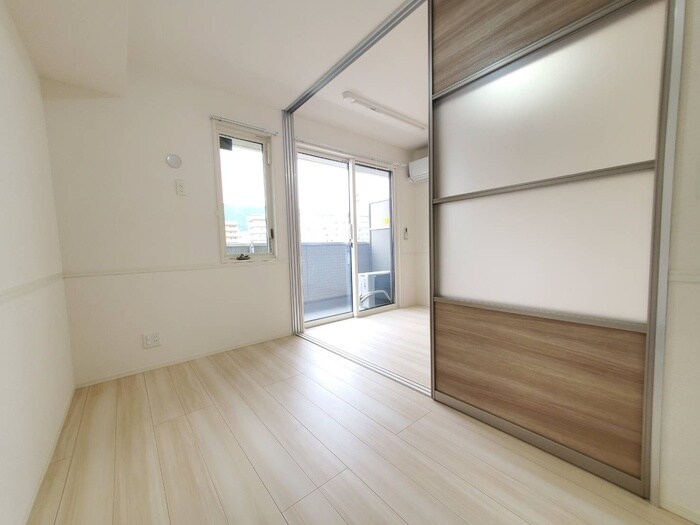 物件内観写真12　(居室)