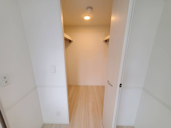 物件内観写真19　(収納)