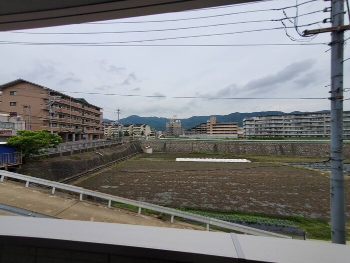 物件内観写真22　(室内からの展望)