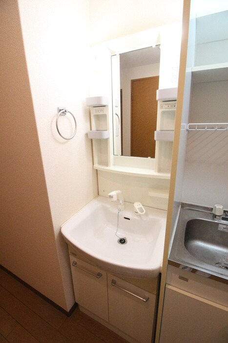 物件内観写真11　(洗面)