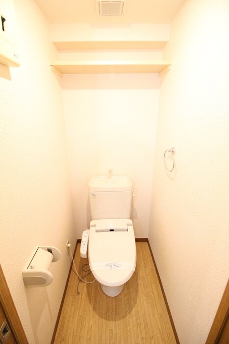 物件内観写真12　(トイレ)