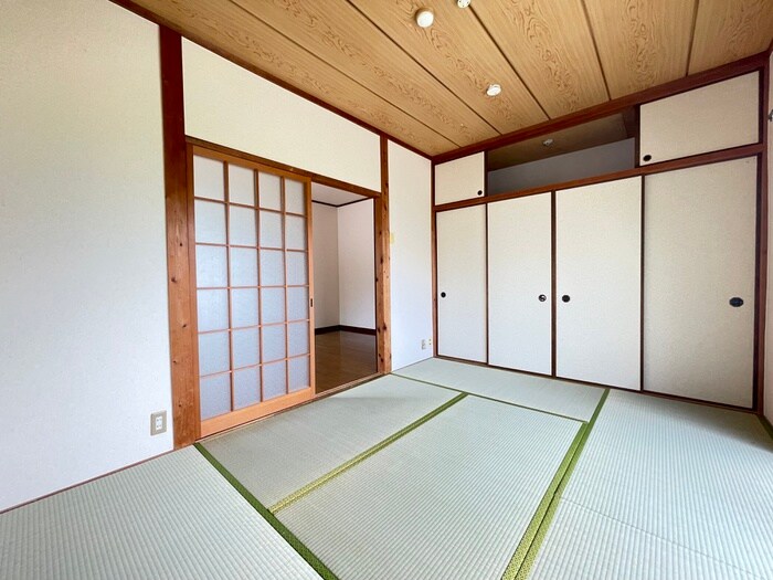 物件内観写真8　(居室)