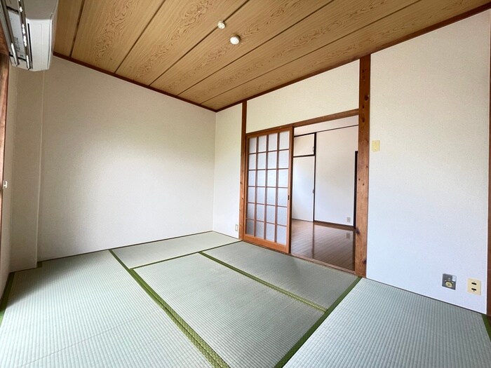 物件内観写真16　(居室)