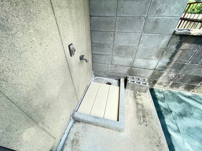 物件内観写真20　(洗濯機置場)