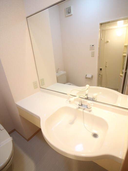 物件内観写真11　(洗面)