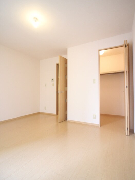 物件内観写真18　(居室)