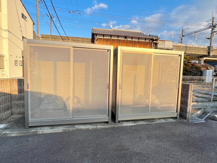 物件外観写真4　(建物設備)