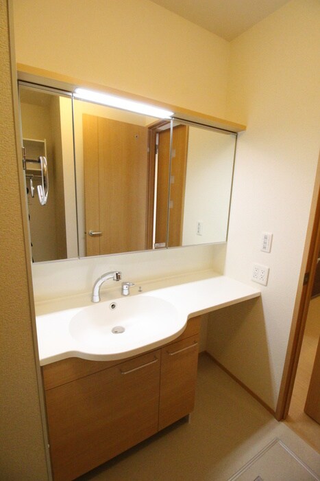 物件内観写真13　(洗面)