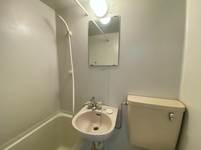 物件内観写真11　(洗面)