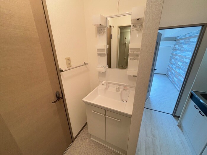物件内観写真10　(洗面)