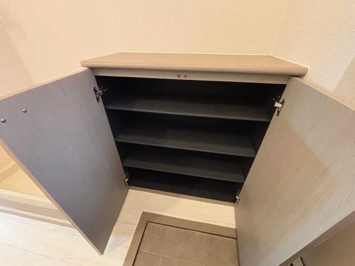 物件内観写真16　(靴箱)