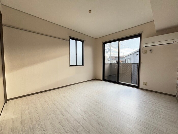 物件内観写真20　(居室)