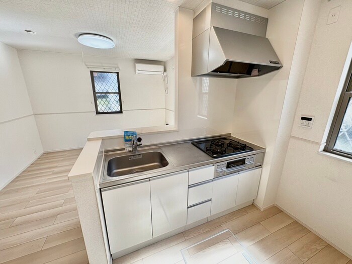 物件内観写真2　(キッチン)