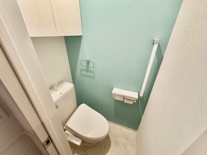 物件内観写真5　(トイレ)